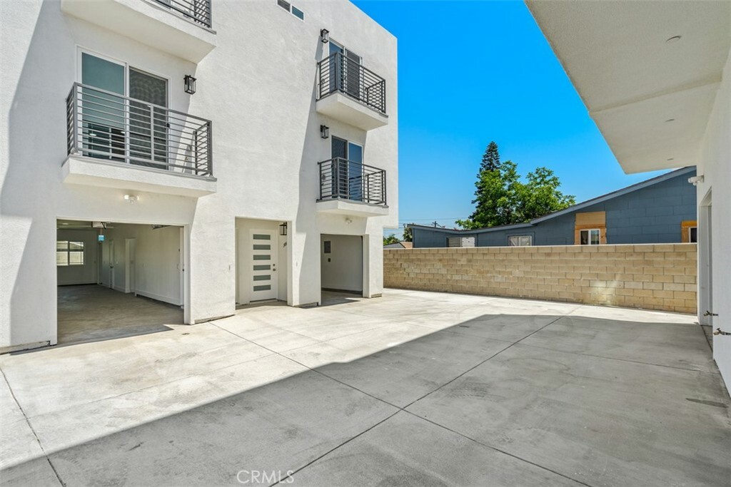 Property Photo:  3843 E Cesar Chavez Boulevard  CA 90063 