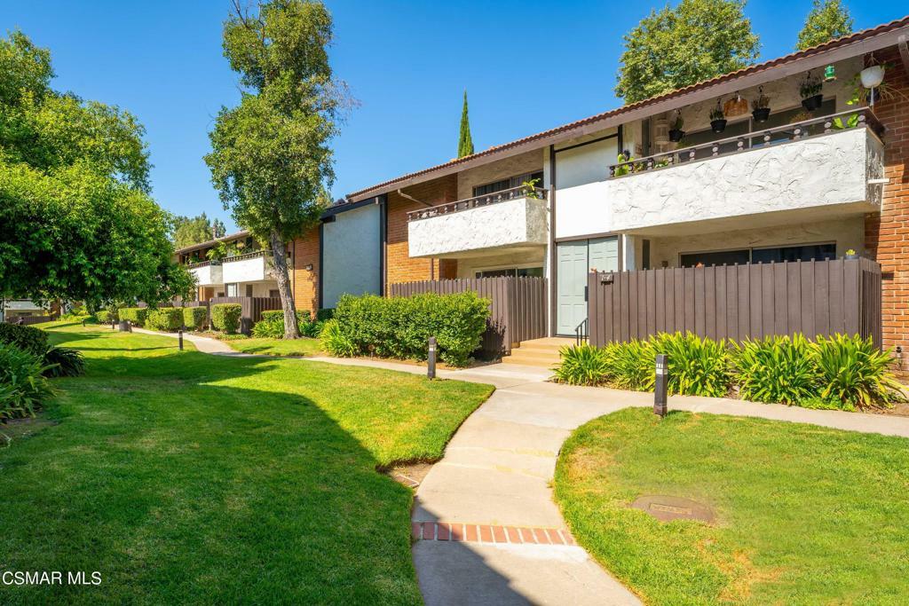 Property Photo:  31552 Agoura Road 4  CA 91361 