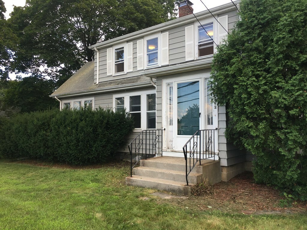 Property Photo:  562 Worcester Street  MA 01760 