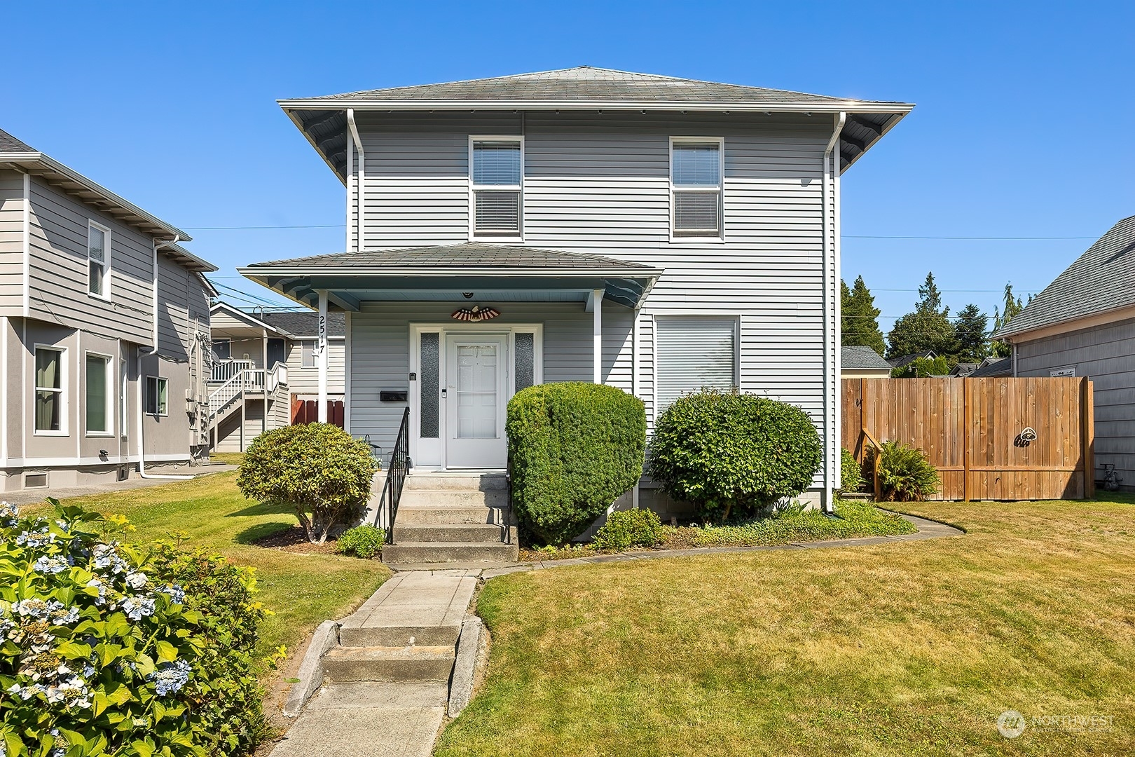 2517 Virginia Avenue  Everett WA 98201 photo