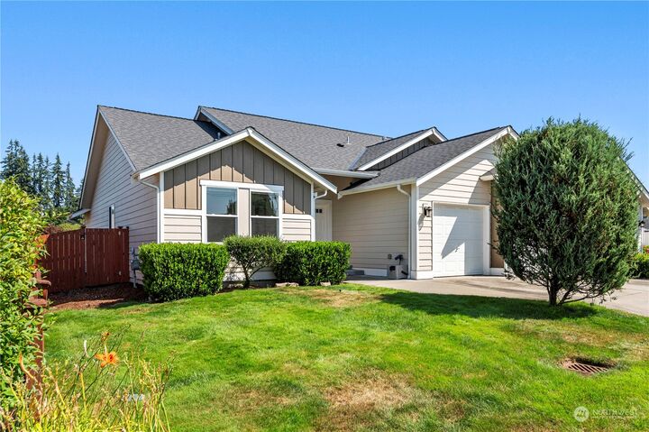 Property Photo:  4727 88th Place NE B  WA 98270 