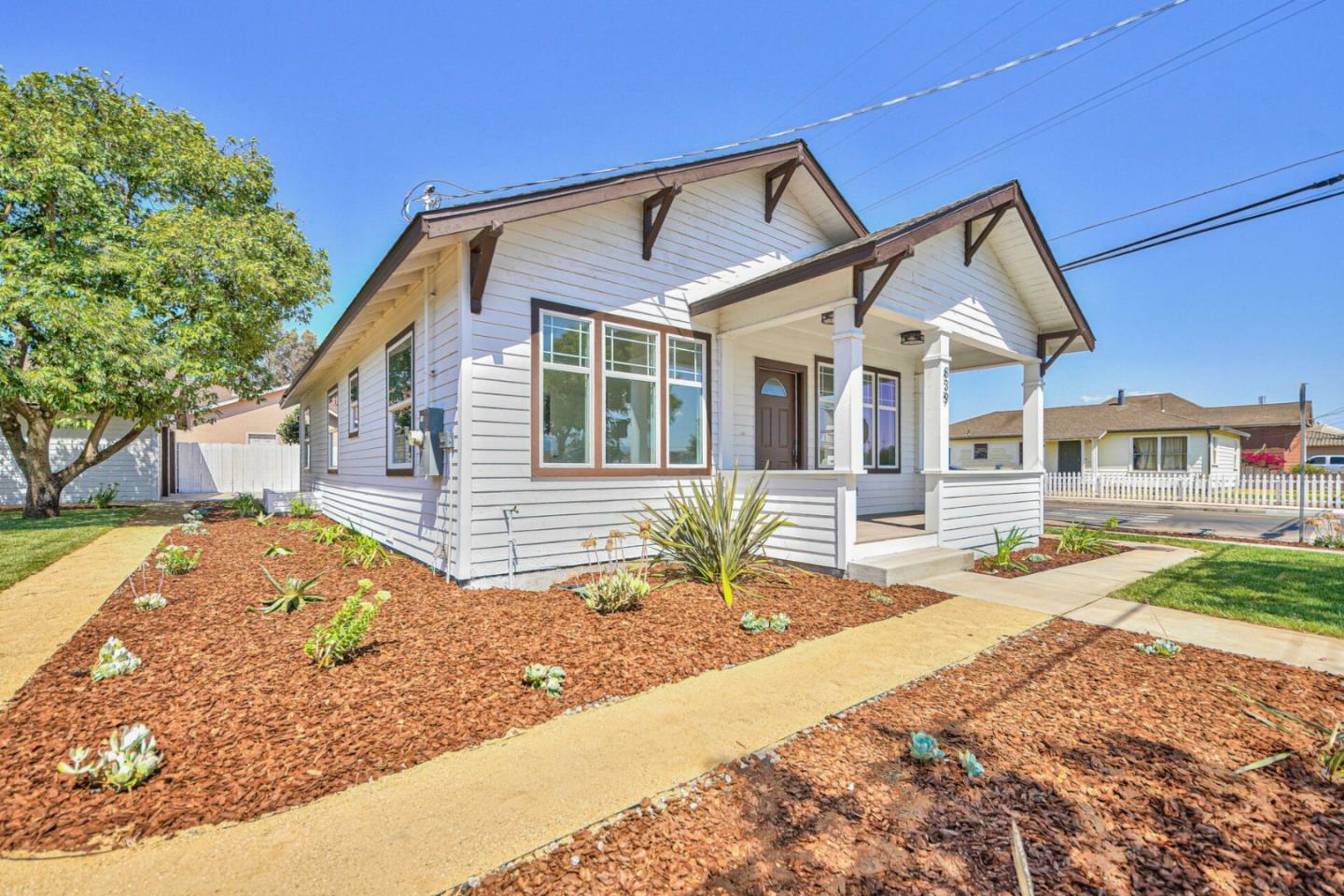 Property Photo:  839 Monterey Street  CA 93960 