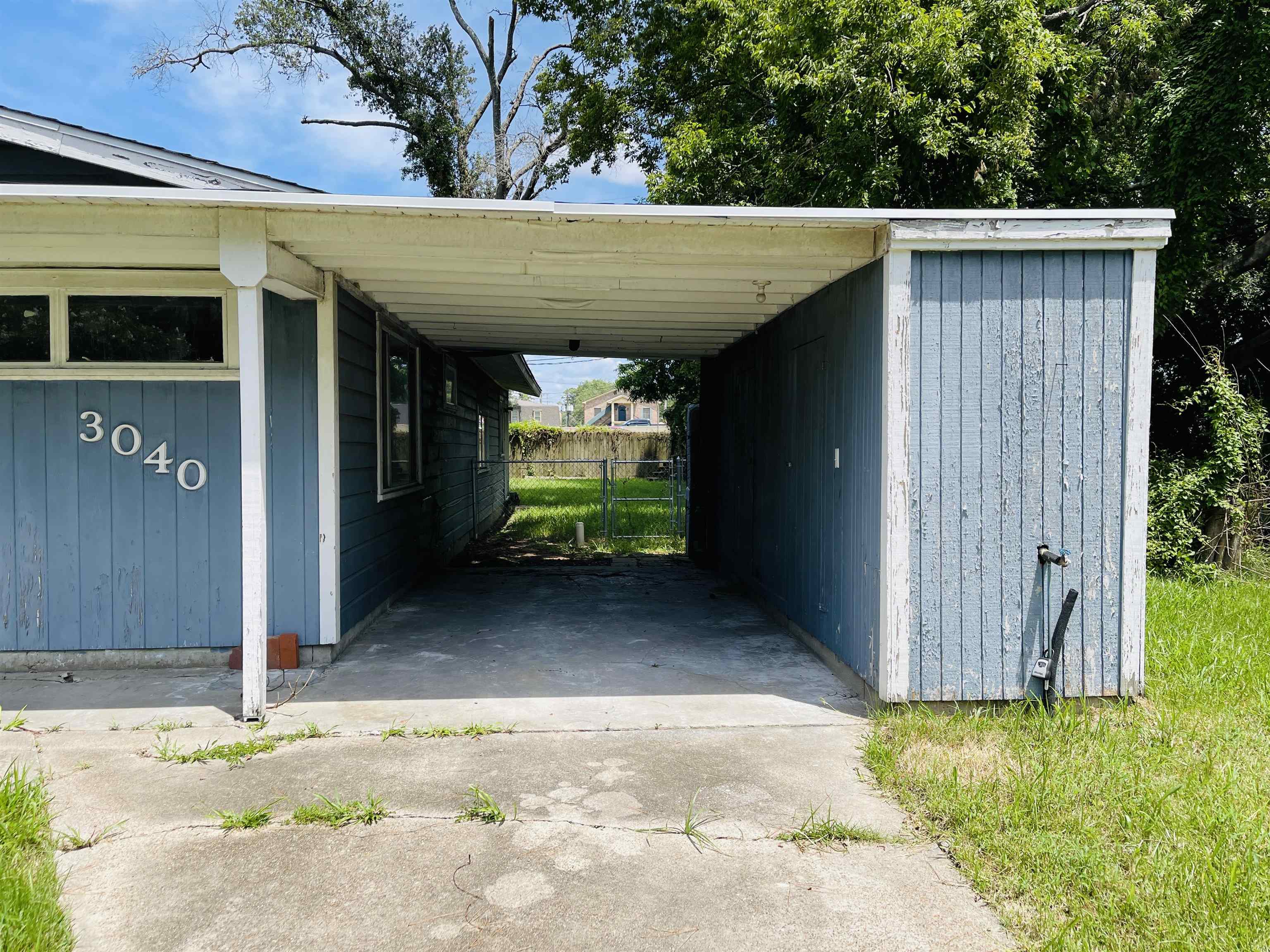 Property Photo:  3040 19th Street  TX 77706 