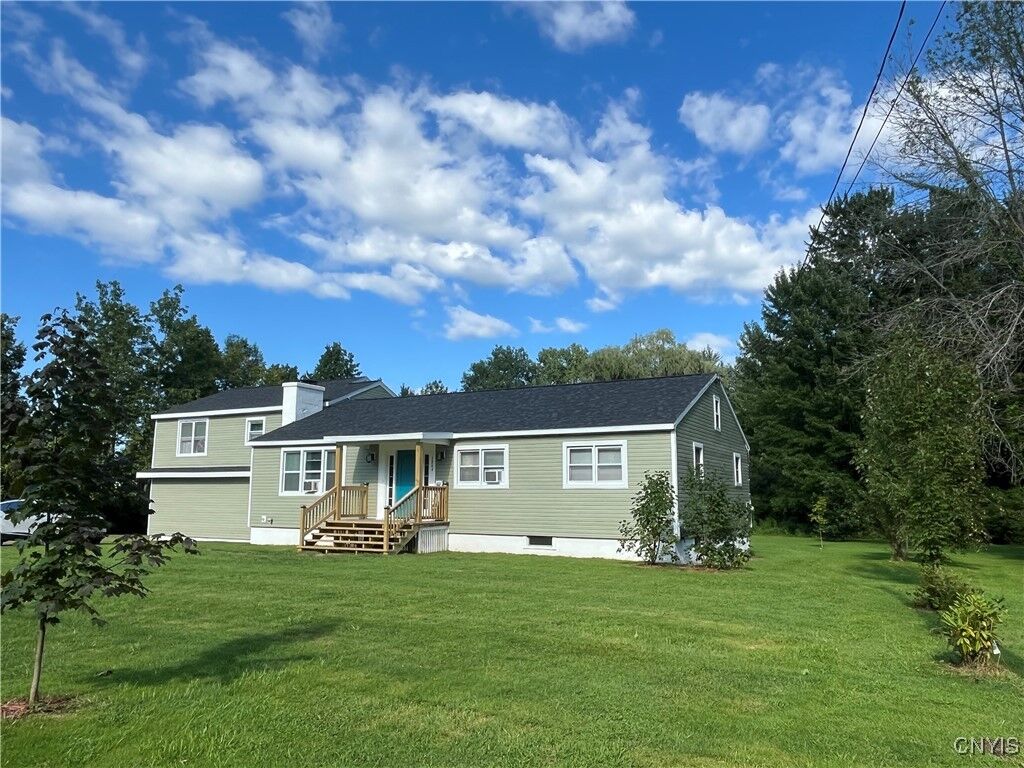 Property Photo:  1264 County Route 8  NY 13069 