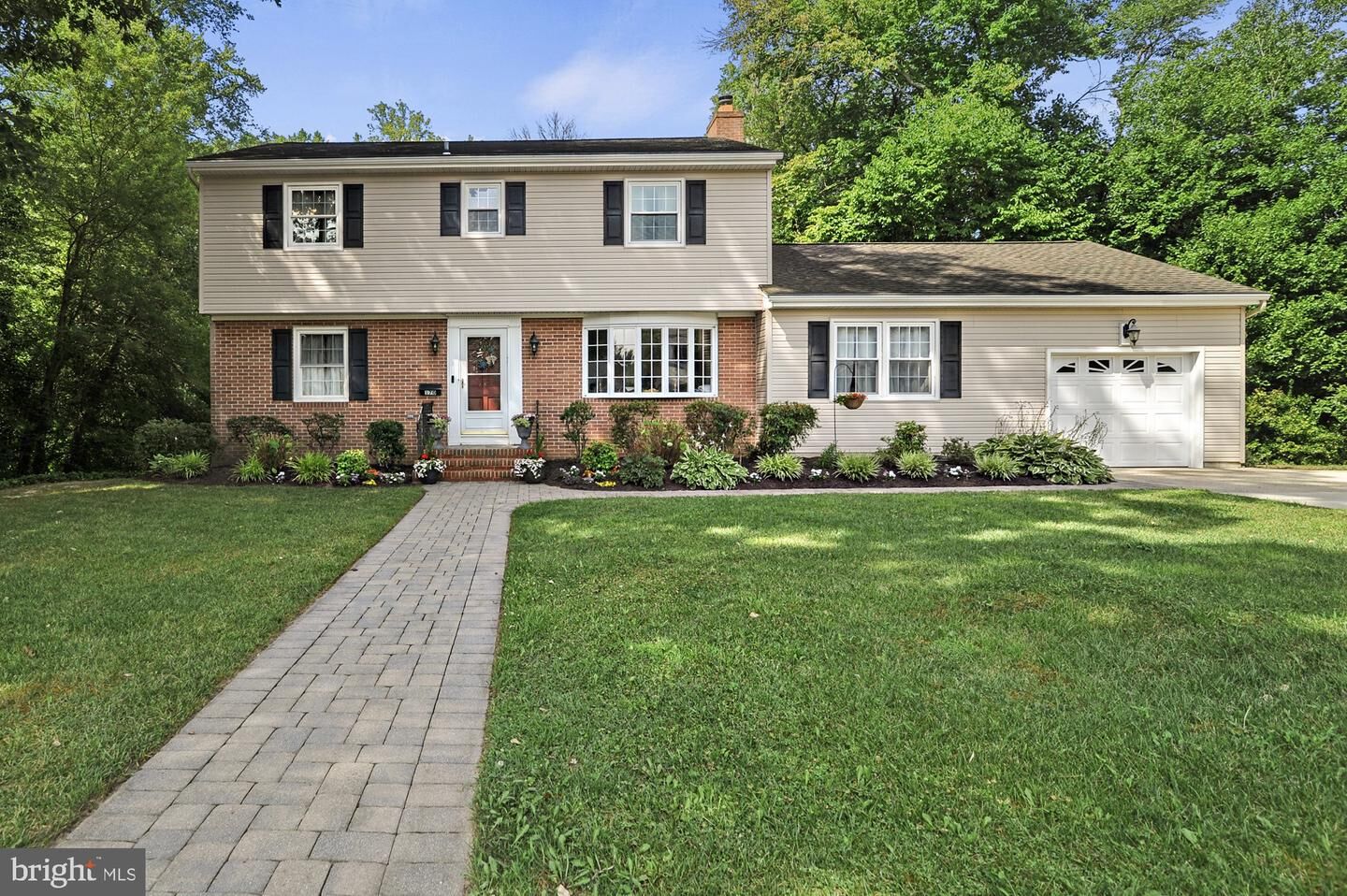 Property Photo: 170 Lynnhaven Drive DE 19904