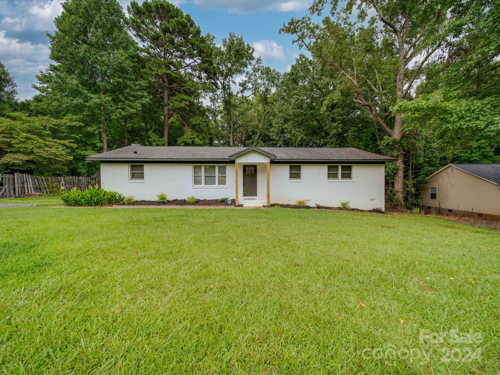 Property Photo:  3500 Fincher Boulevard  NC 28269 