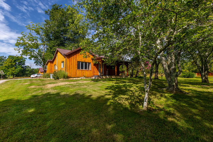 2045 Pine Grove Road  Stanford KY 40484 photo