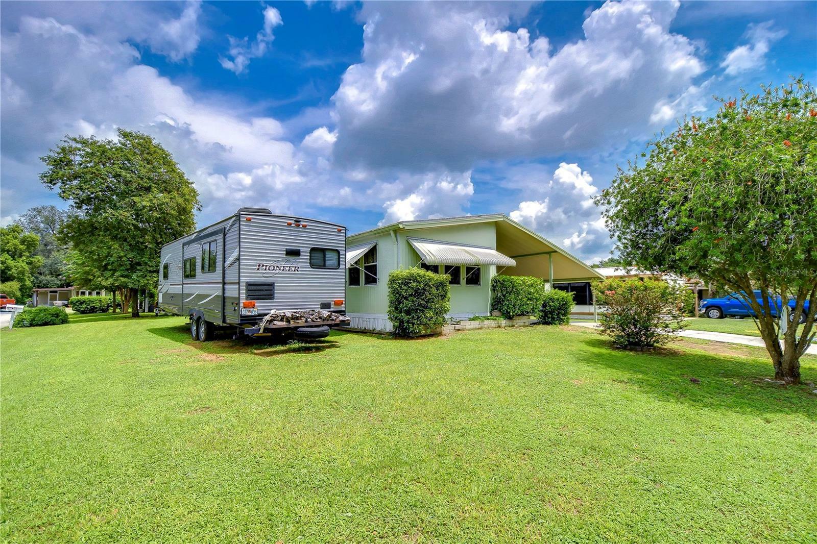 Property Photo:  38633 Granger Lane  FL 33542 