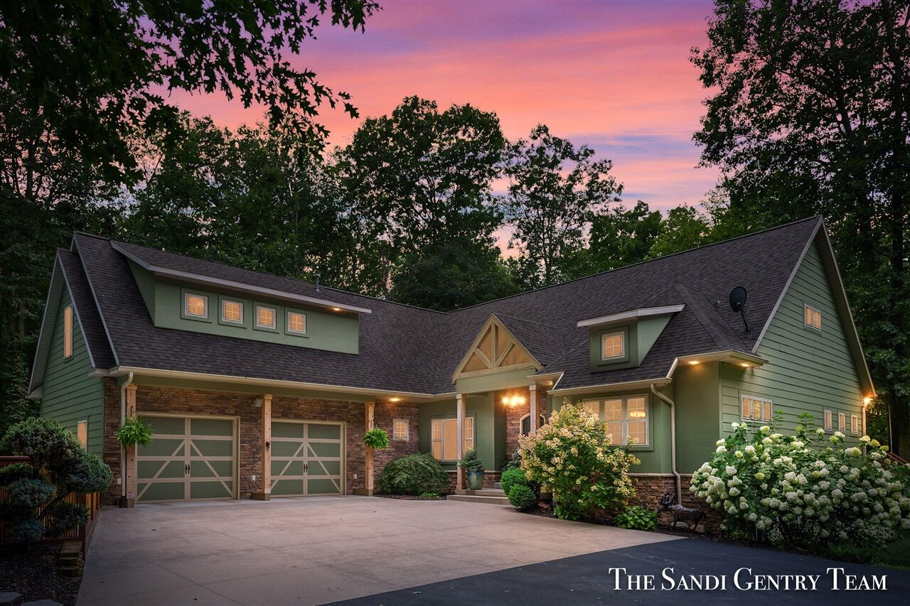Property Photo: 11667 Zoe Avenue MI 49460