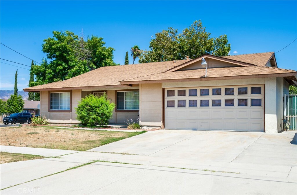 Property Photo:  298 N Meridian Street  CA 92544 