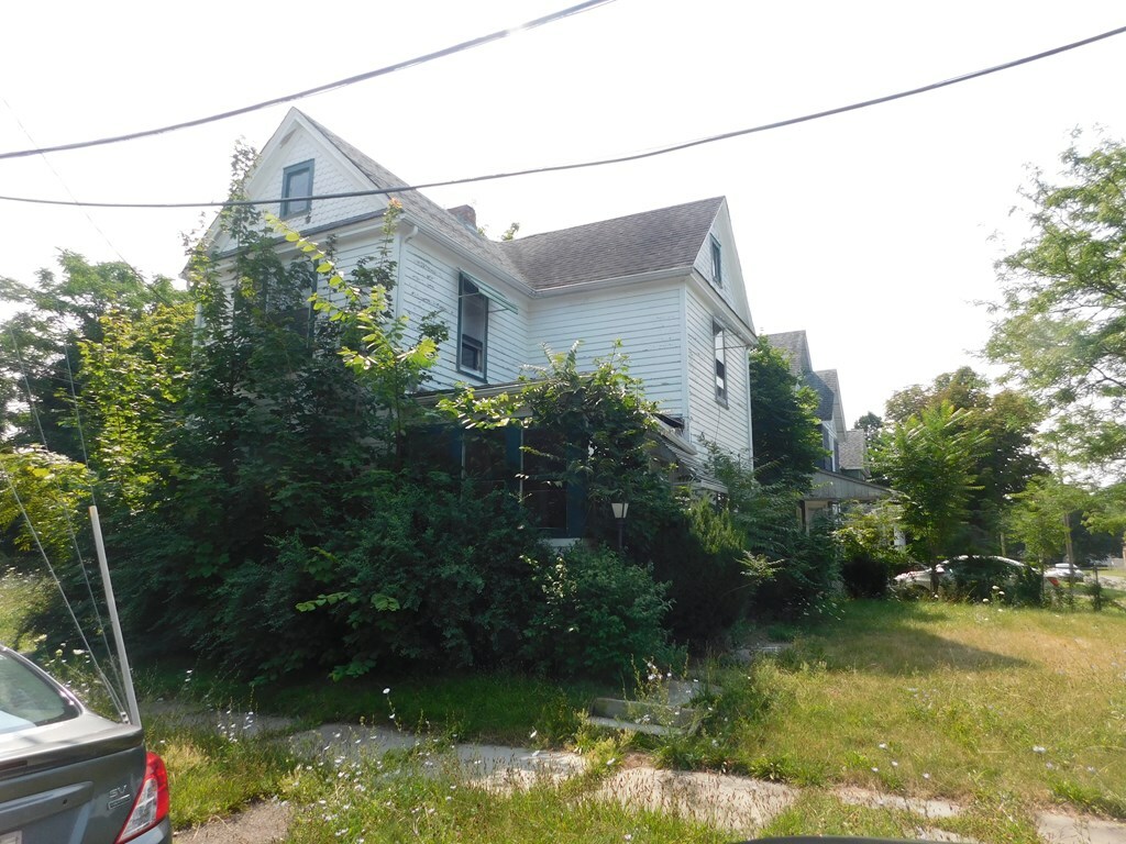 Property Photo:  400 Crescent Avenue  NY 14901 