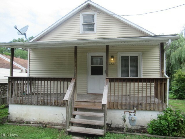 Property Photo:  2527 South Street  OH 44250 