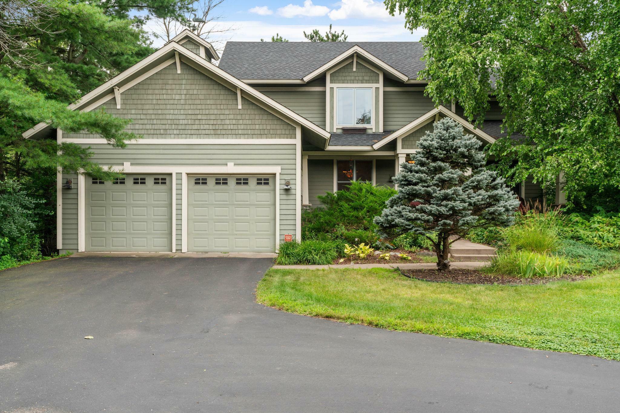 Property Photo:  4550 Lilac Lane N  MN 55042 