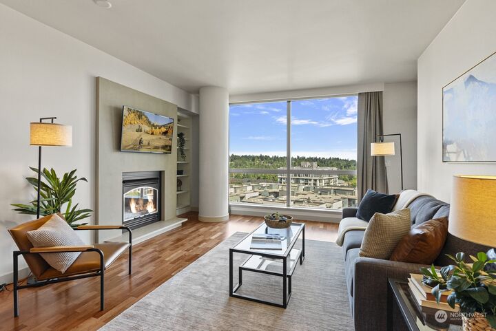 Property Photo:  10650 NE 9th Place 1525  WA 98004 