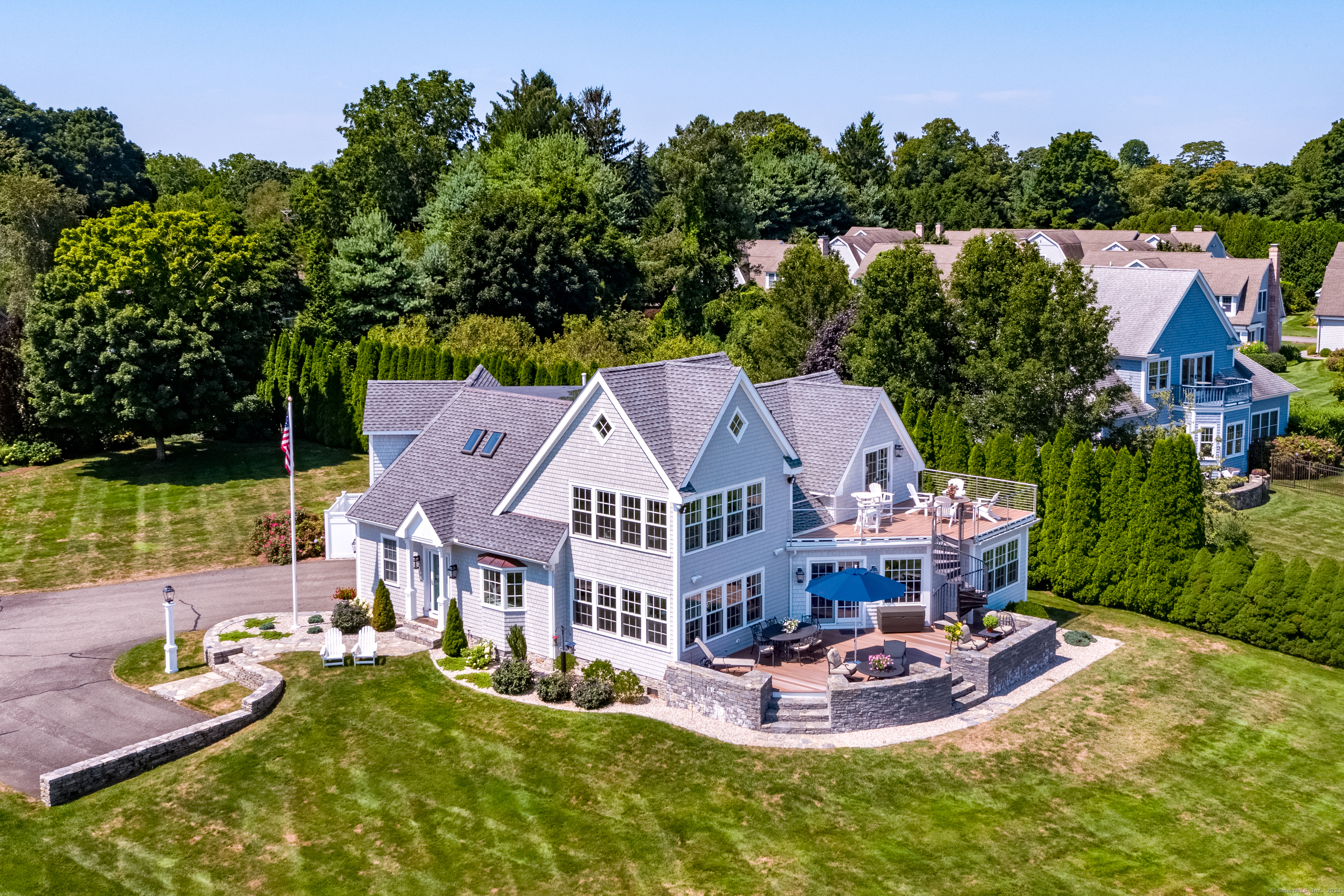 Property Photo: 468 Main Street CT 06475