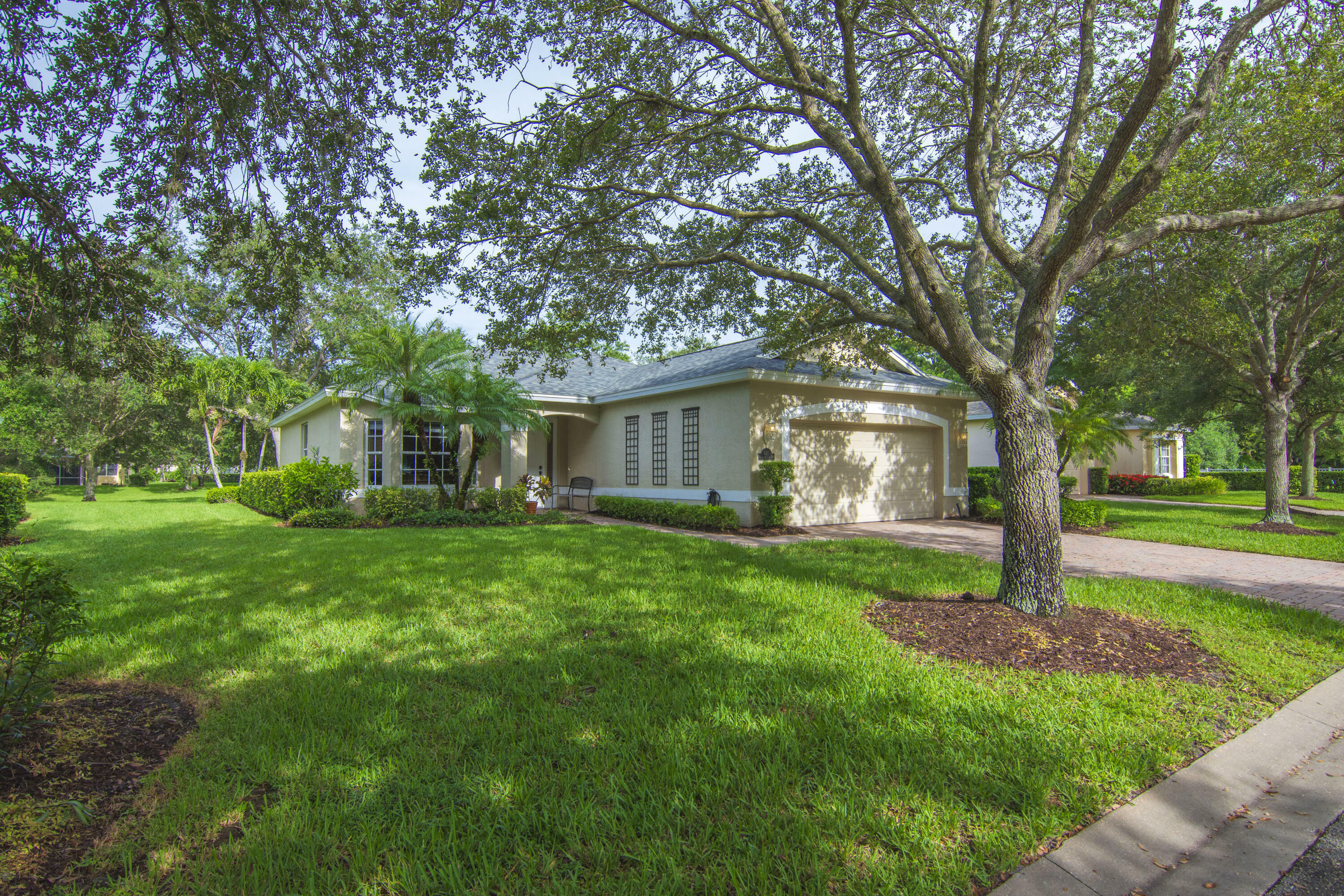 545 Kenwood Drive SW  Vero Beach FL 32968 photo