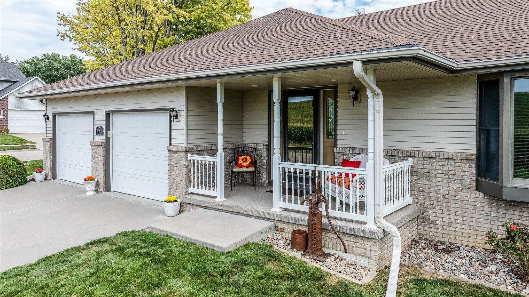 Property Photo:  311 Ehrig  Avenue  IA 51575 