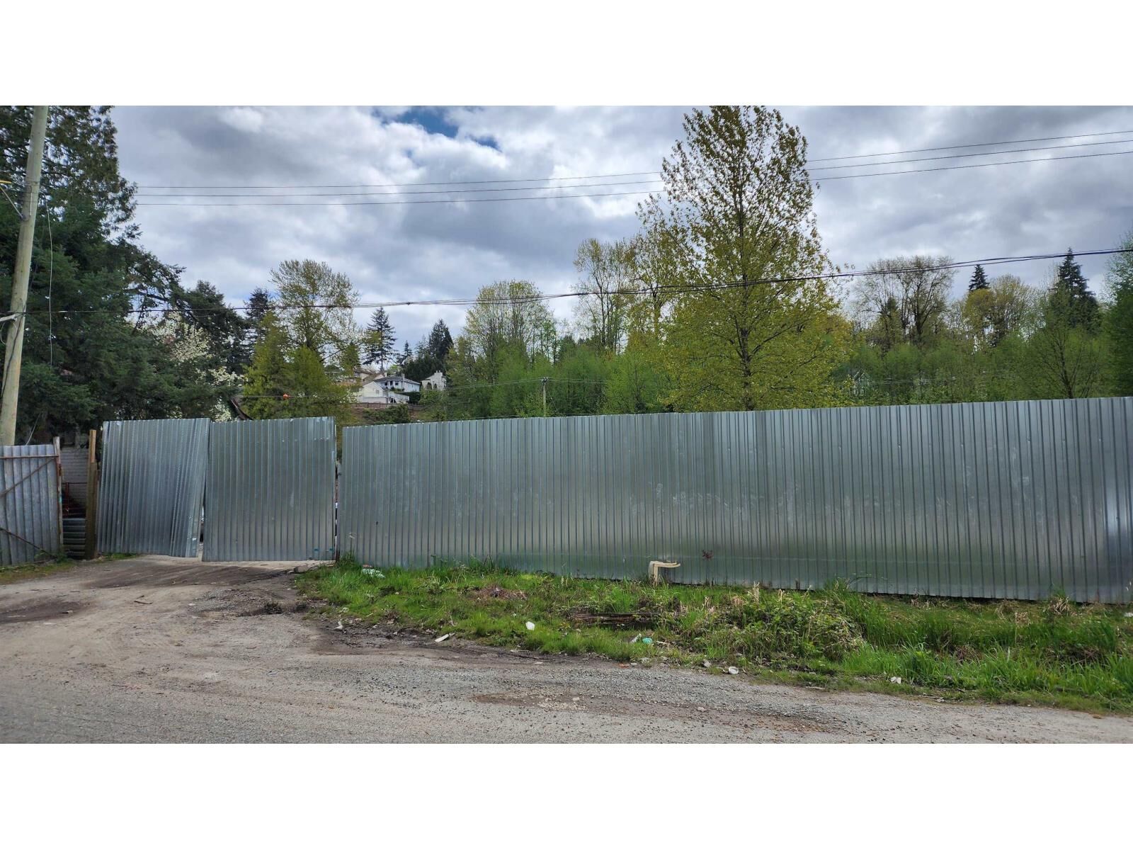 Property Photo:  13848 117 Avenue  BC V3R 2V4 