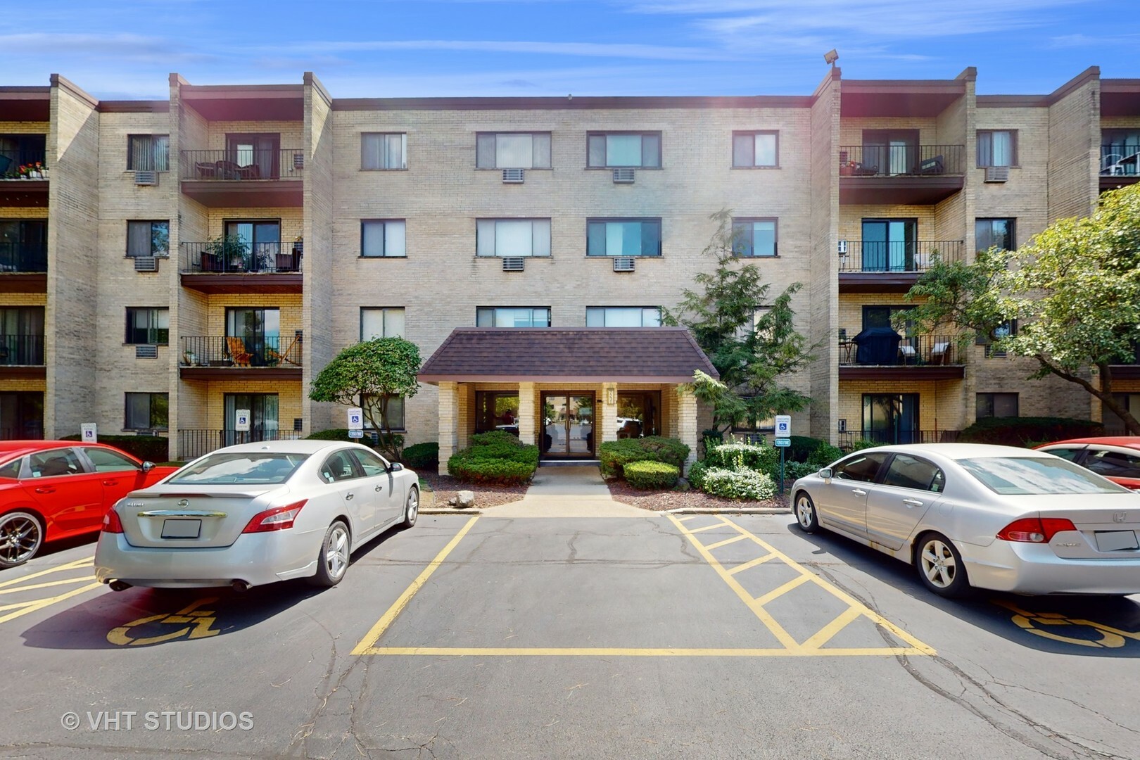 Property Photo: 7231 S Wolf Road 210 IL 60525