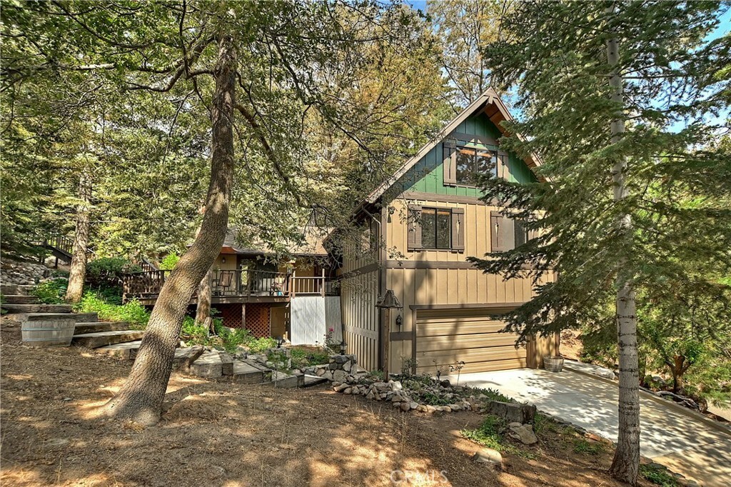 26146 Circle Drive  Lake Arrowhead CA 92352 photo