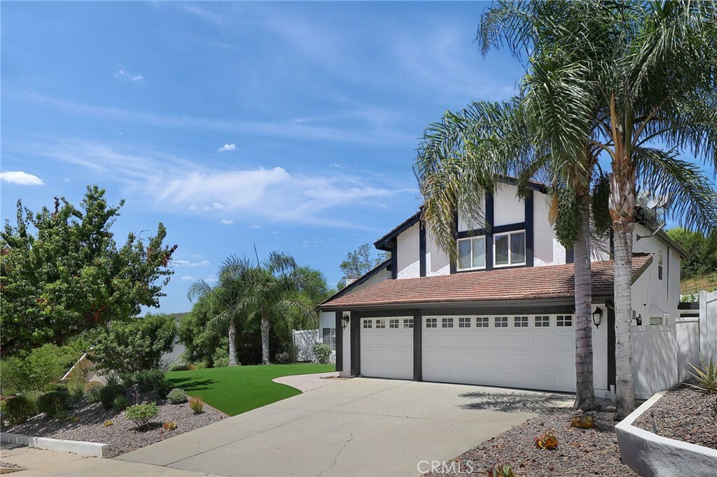 Property Photo:  6639 Buttonwood Avenue  CA 91377 