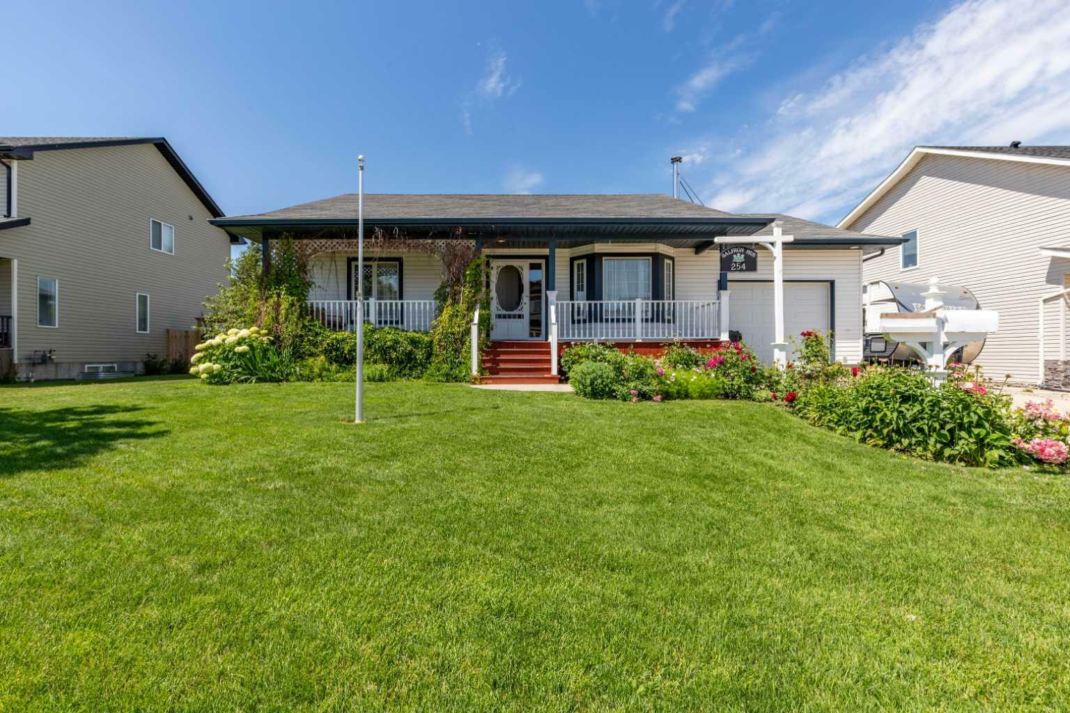 Property Photo: 254N 250 E AB T0K 2S0