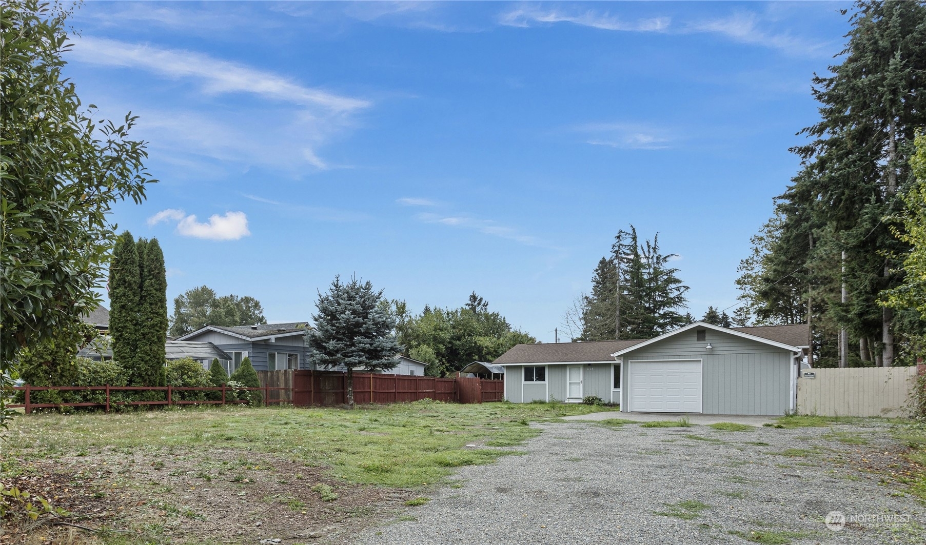 Property Photo:  1118 103rd Street E  WA 98445 