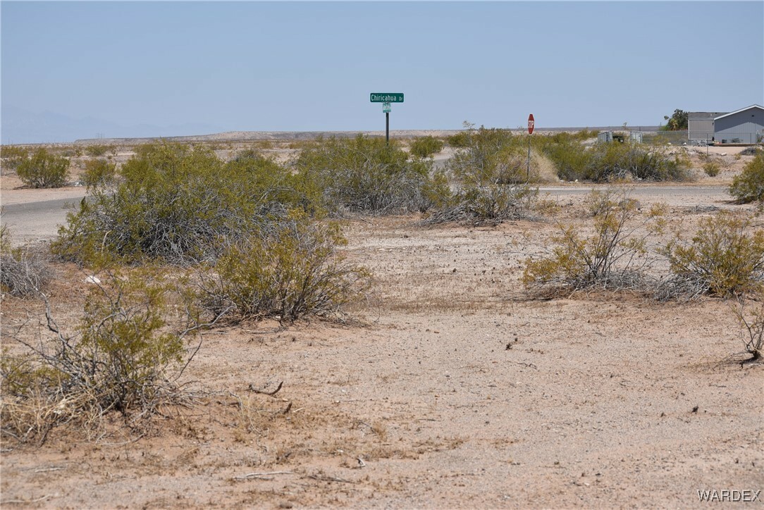 Property Photo:  12884 S Golden Shores Parkway  AZ 86436 