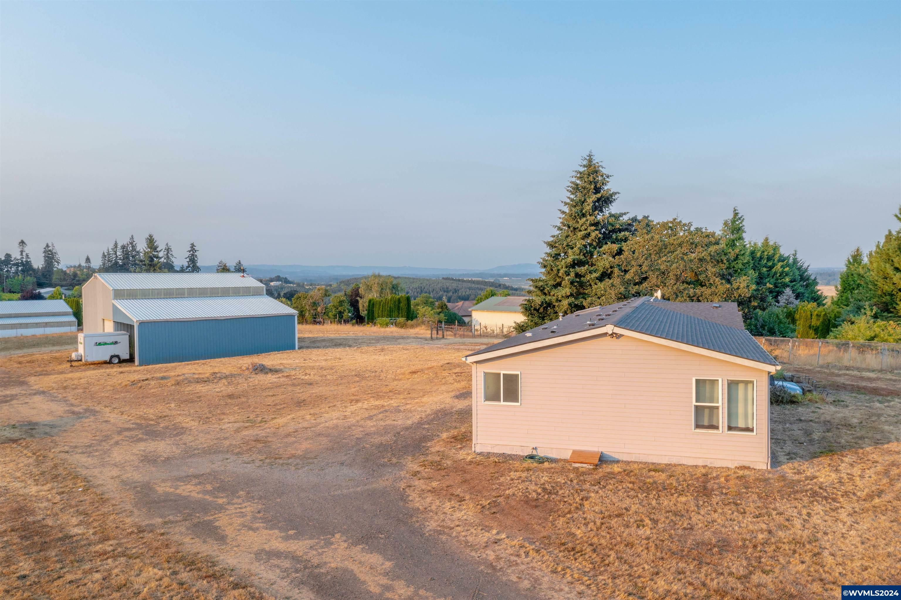 Property Photo:  16600 SE Kestrel Heights Rd  OR 97101 