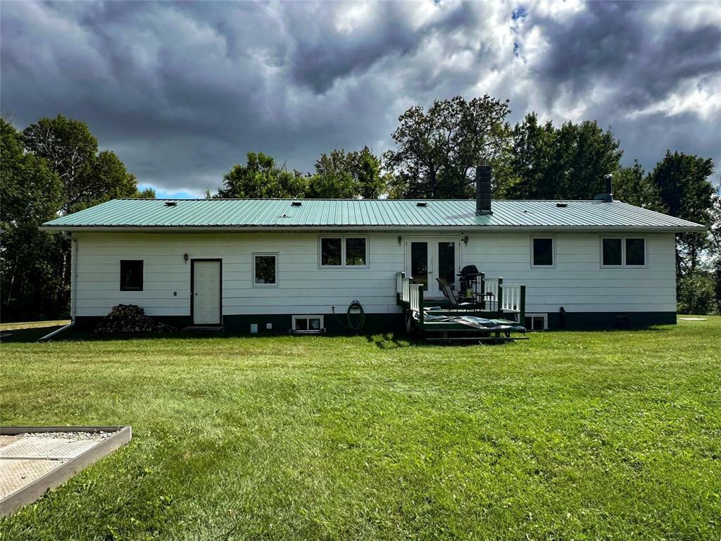 Photo de la propriété:  115100 115 Road West  MB R0J 1N0 