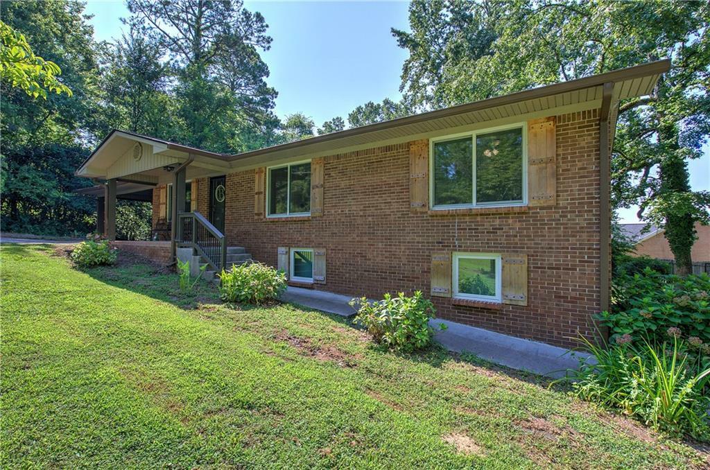 Property Photo:  210 Blackwood Place SE  GA 30701 