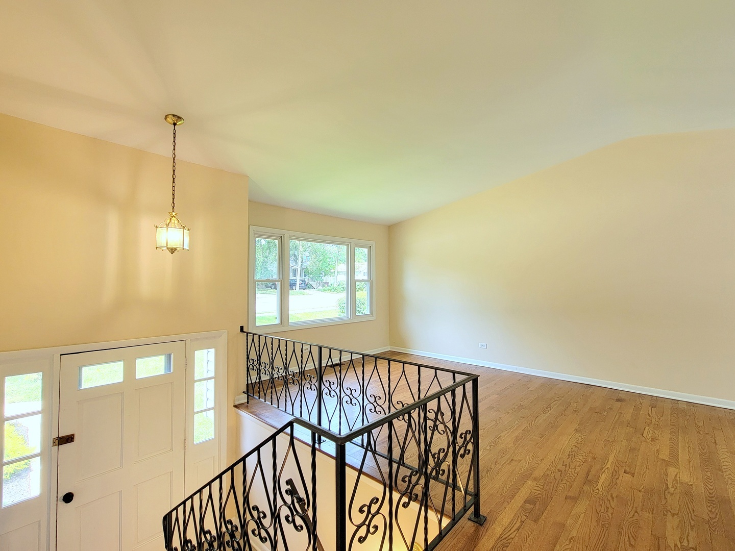 Property Photo:  26W153 Jewell Road  IL 60187 