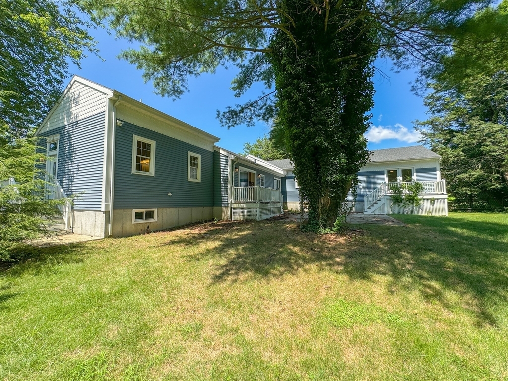 Property Photo:  721 Woodward Rd  RI 02904 