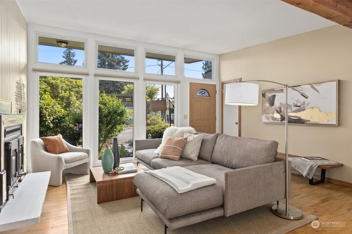 Property Photo:  6415 178th Place SW  WA 98037 