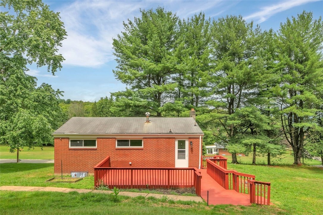 Property Photo:  411 Kepple Rd  PA 15656 