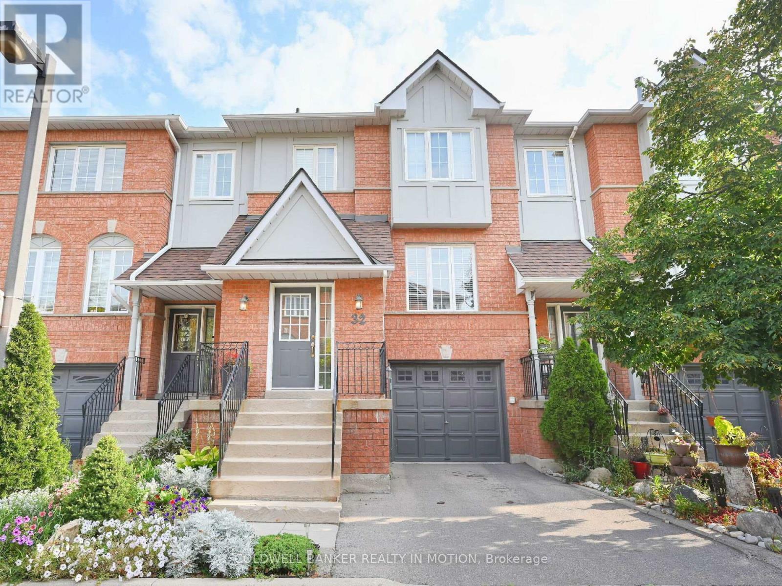 2398 Britannia Road West 32  Mississauga (Streetsville) ON L5M 6B6 photo