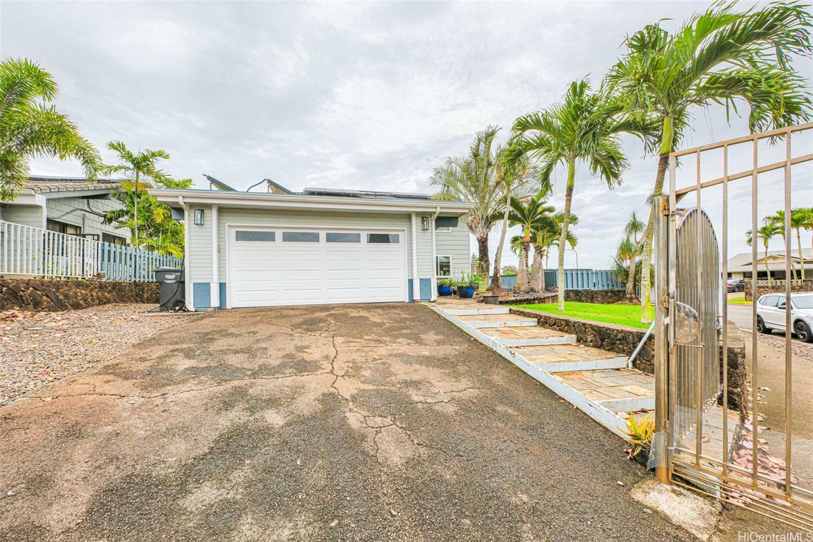 Property Photo:  94-650 Kauakapuu Loop  HI 96789 