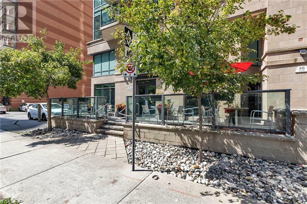 Photo de la propriété:  445 Laurier Avenue West 302  ON K1R 0A2 