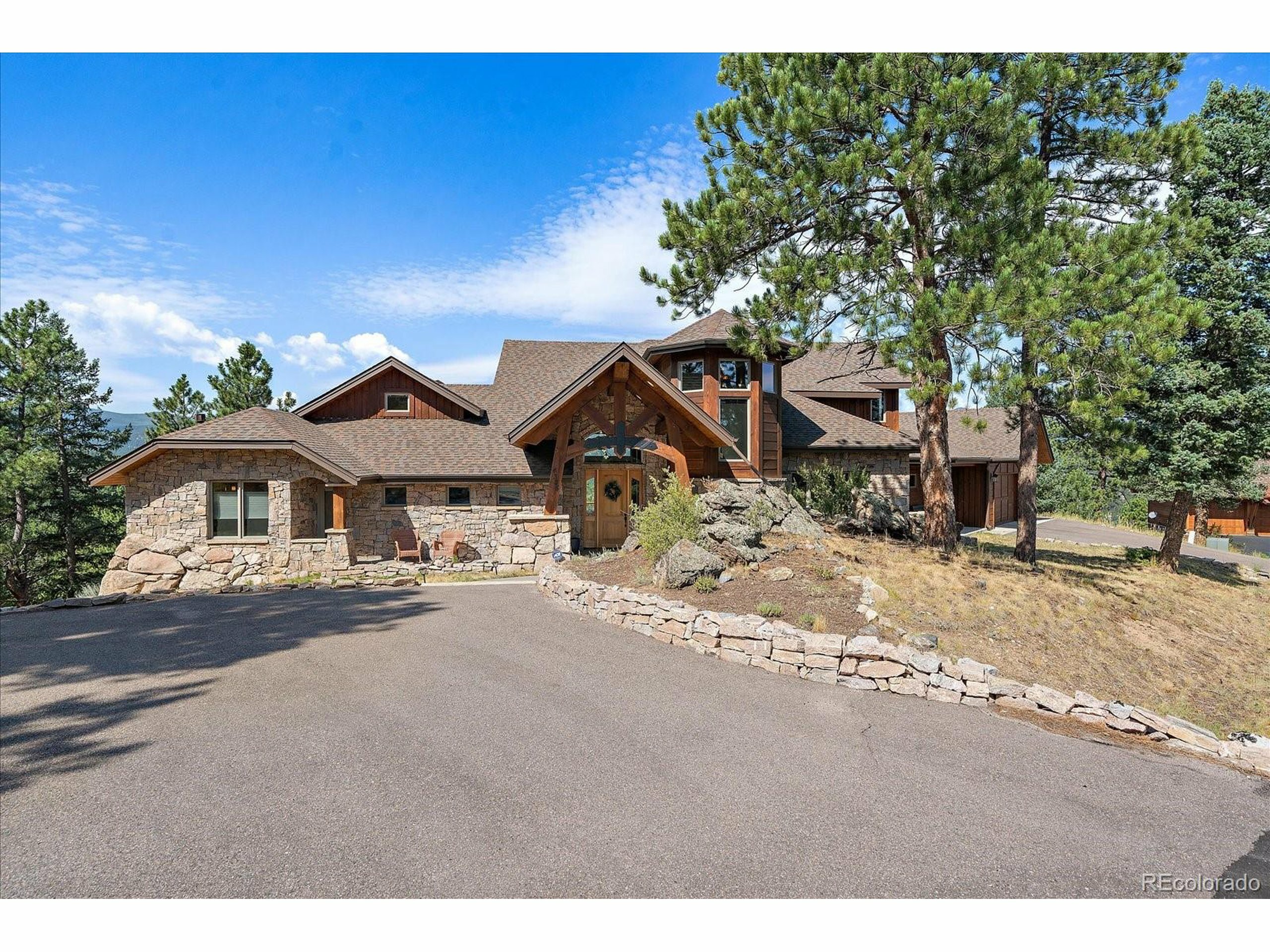 Property Photo:  4385 Songbird Ln  CO 80439 