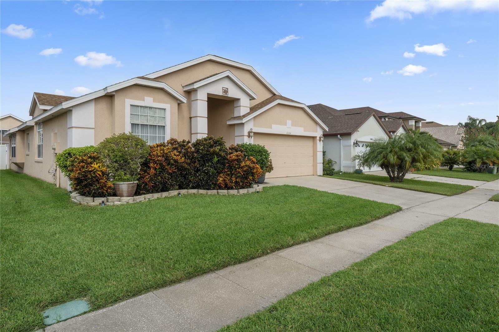 Property Photo:  12364 Arlington Park Lane  FL 32824 