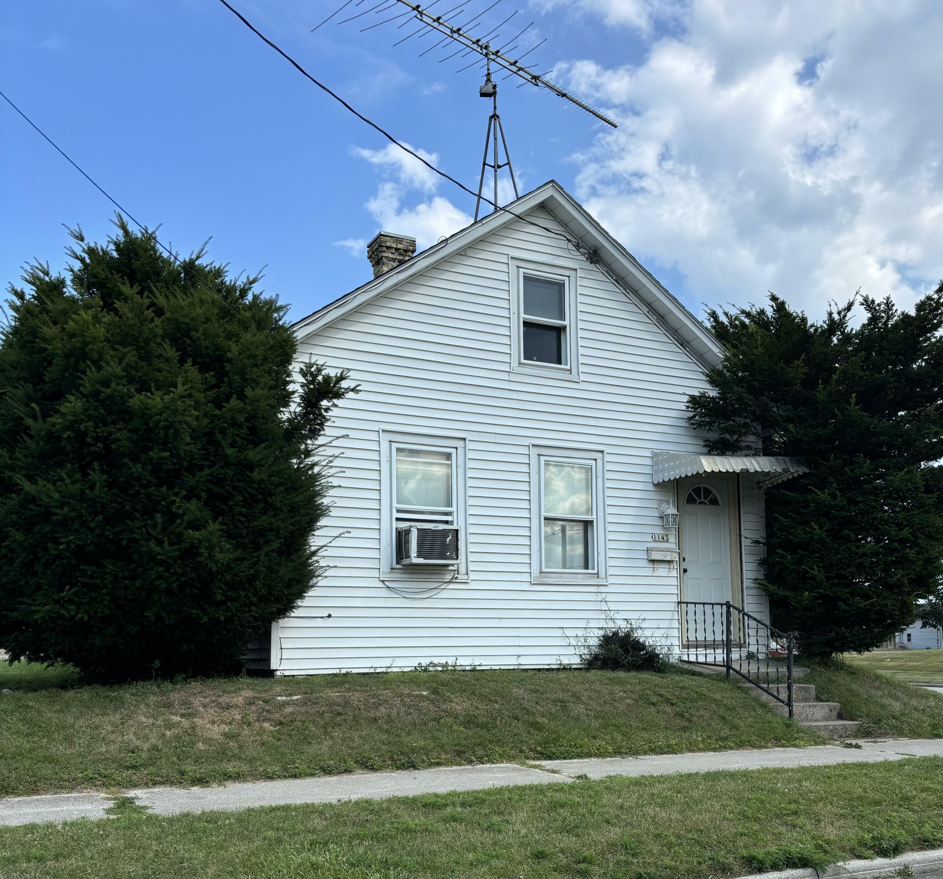 Property Photo:  1143 S 23rd St  WI 54220 