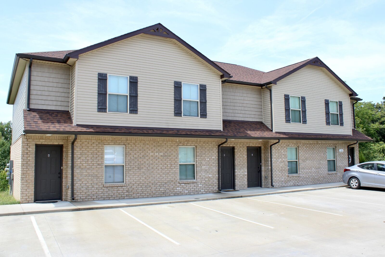 Property Photo:  106 Smithson Ct  TN 37040 