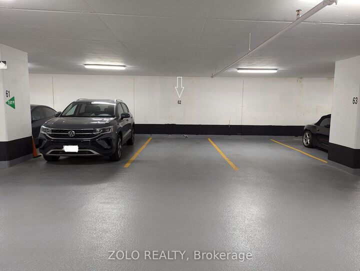 Property Photo:  5180 Yonge Street Parking  ON M2N 5P6 