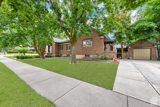 Property Photo:  985 25th St  UT 84401 