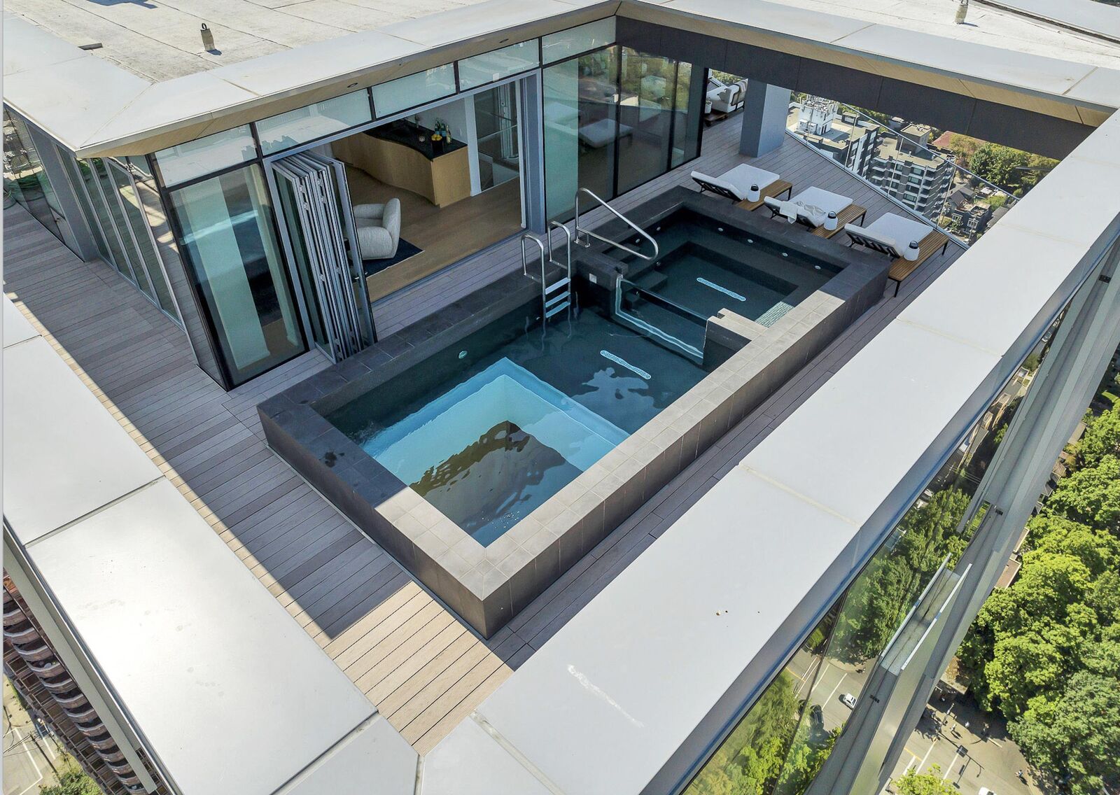 Property Photo: 1568 Alberni Street Ph1 BC V6G 0E3