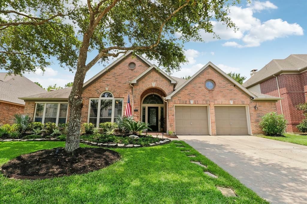 Property Photo:  2712 Green Mountain Drive  TX 77584 