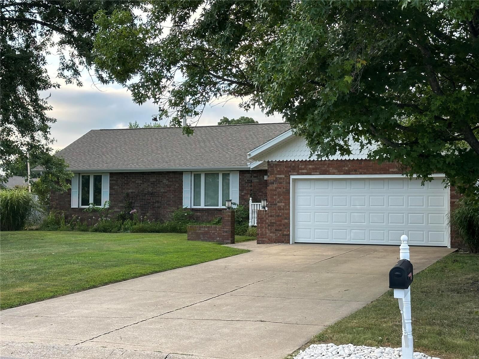 Property Photo: 309 Southlawn Avenue MO 65536