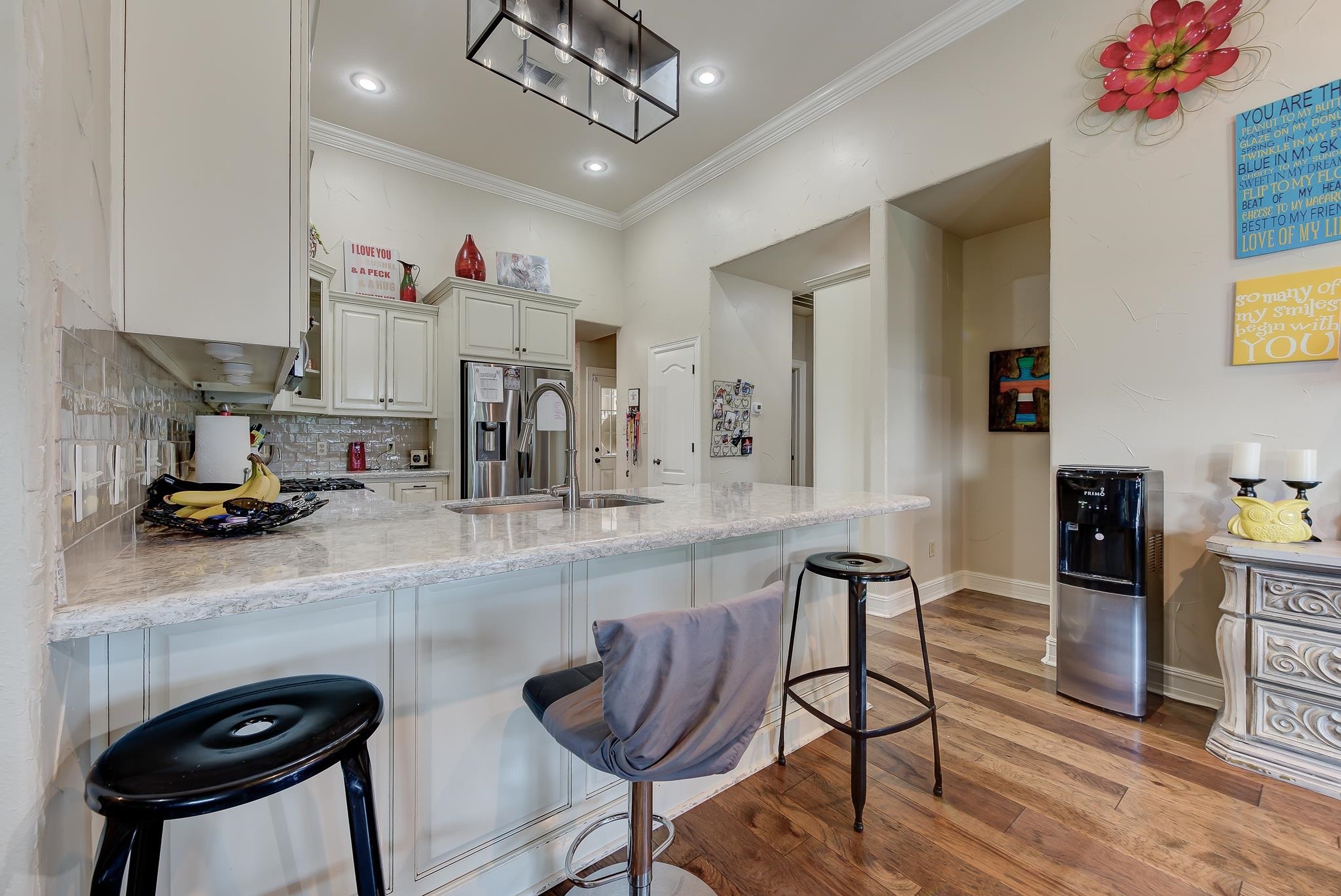 Property Photo:  601 Continental  TX 77611 