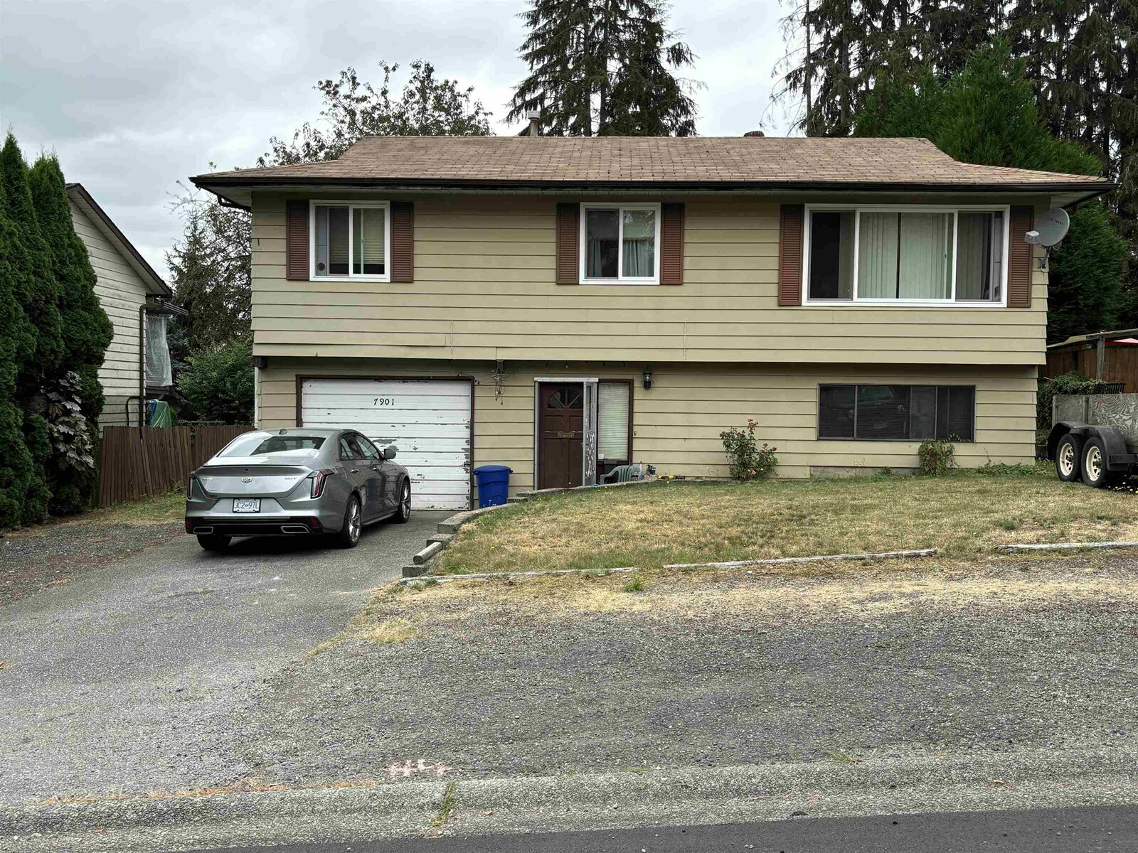 Property Photo:  7901 Fulmar  BC V2V 5N5 