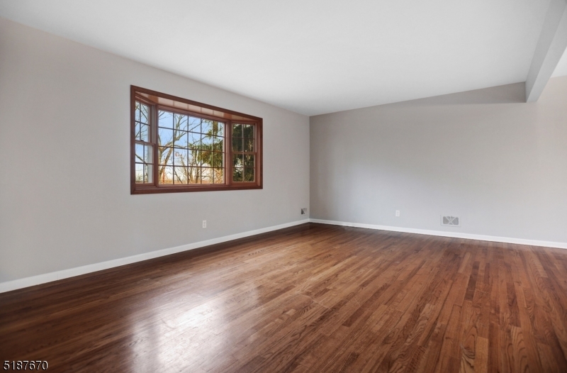 Property Photo:  28 Bear Brook Ln  NJ 07039 